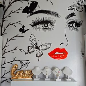 Meet your Posher, Maribel